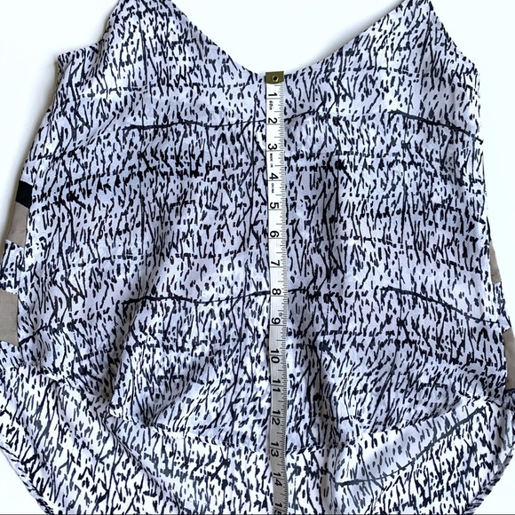 BCBGeneration Size XXS Geo Print Cami Tank Top - Picture 11 of 12
